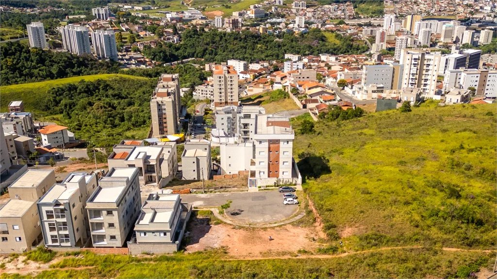 Lote de 570m² no residencial Veredas em Poços de Caldas
