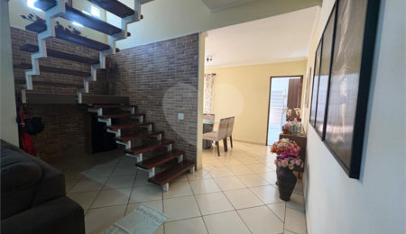 Casa à venda com 3 quartos, sendo 1 suíte,  em Planalto Paraíso, São Carlos, SP