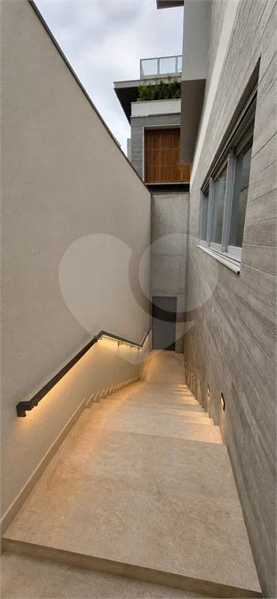 Ibiá House | Jardim Paulistano - 660 m² | 4 suítes | 6 vagas | Piscina privativa | Elevador | Projeto Perkins&Will