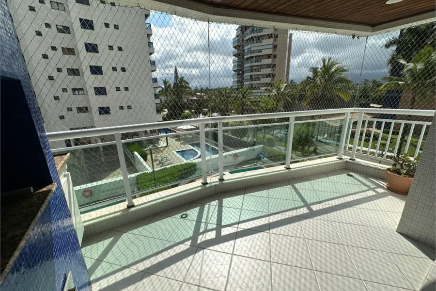 Apartamento à venda com 3 quartos, sendo 1 suíte, em Riviera de São Lourenço, Bertioga, SP