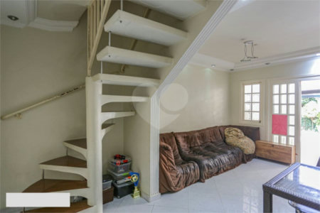 Casa de vila, 120 m², 02 dormitórios na Vila Olimpia