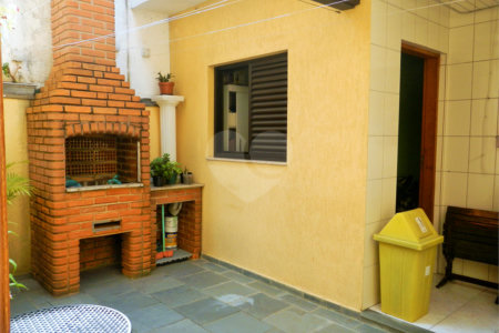 Sobrado à venda na Saúde c/175m2 - 3 Quartos/1 Suíte/ 2 Vagas na garagem