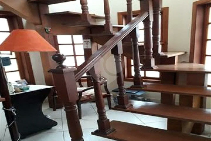 Casa à venda com 3 suítes em Estância Santa Maria do Laranjal, Atibaia, SP