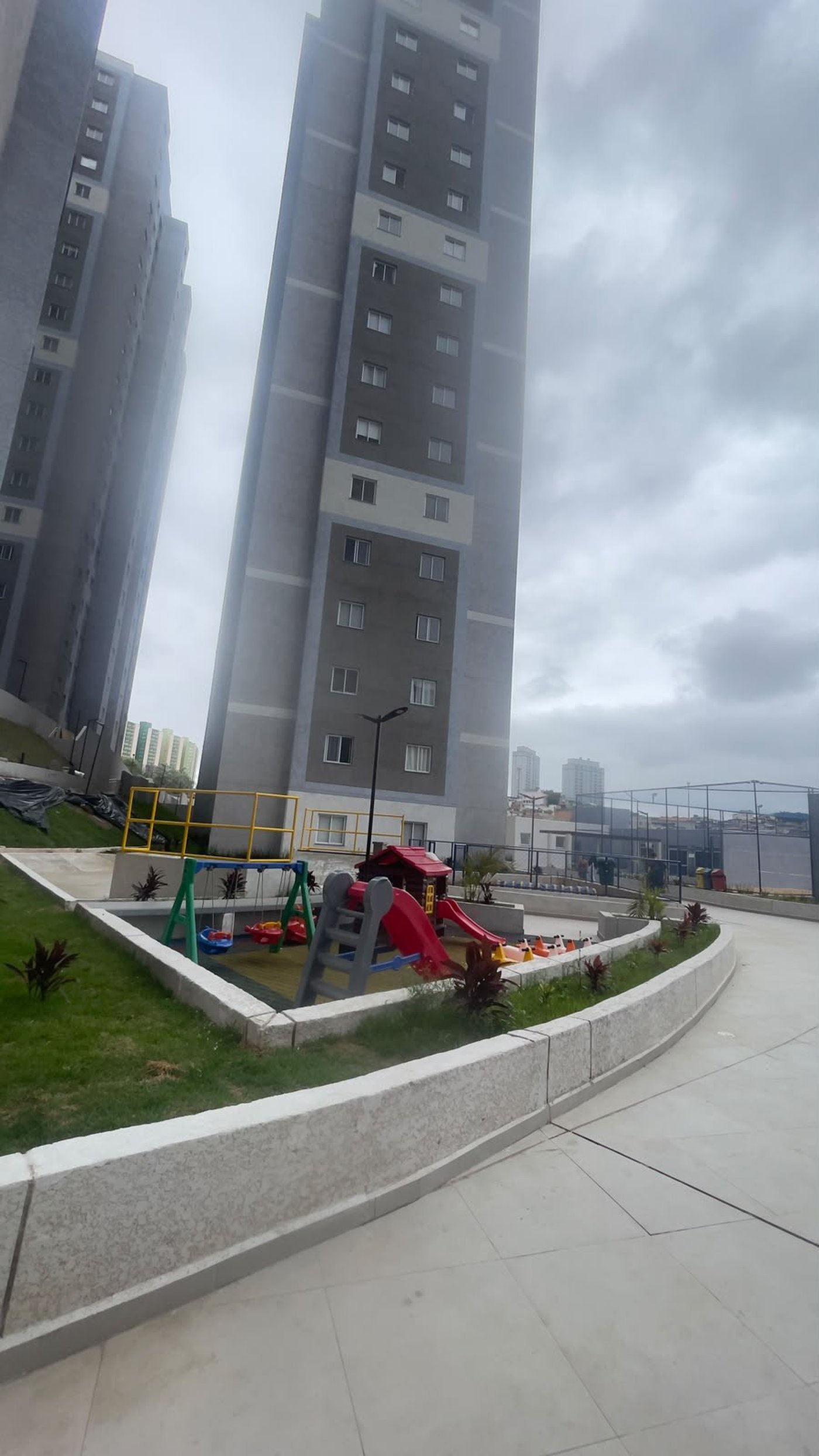 Apartamento à venda ou para alugar ou vender com 2 quartos em Osasco, Osasco - SP com vaga