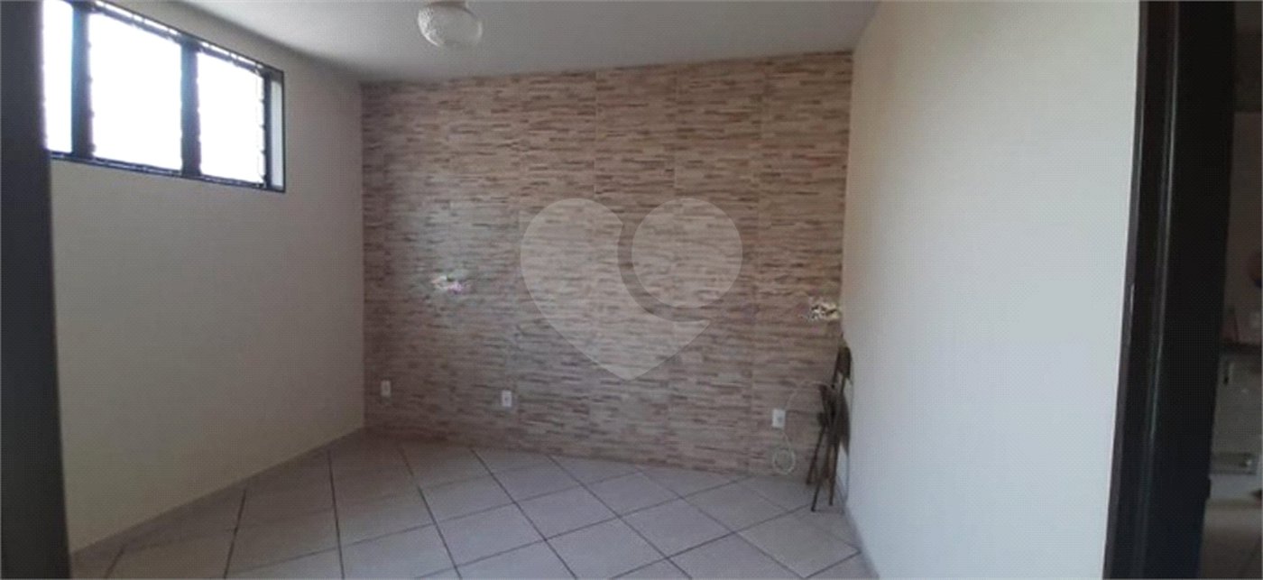 Casa térrea disponivel para venda ou locação
