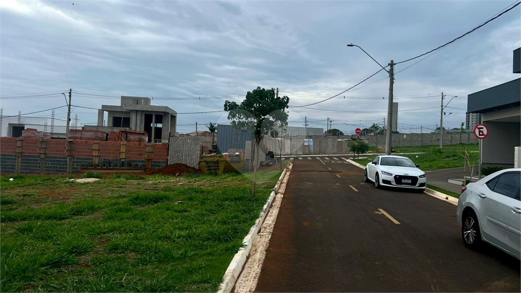 Terreno a venda no Condomínio Monte das Araucárias