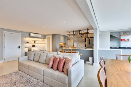 Apartamento à venda com 2 suítes em Santo Amaro, São Paulo, SP