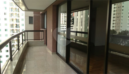 Apartamento à venda com 4 suítes em Vila Suzana, São Paulo, SP