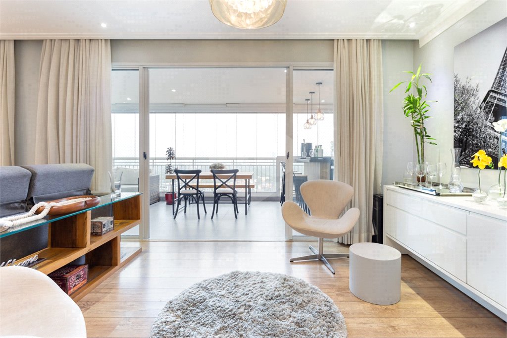 Apartamento na Rua Doutor Antônio Bento , 504 com 135m2 com 3 Suítes e 2 vagas de garagem