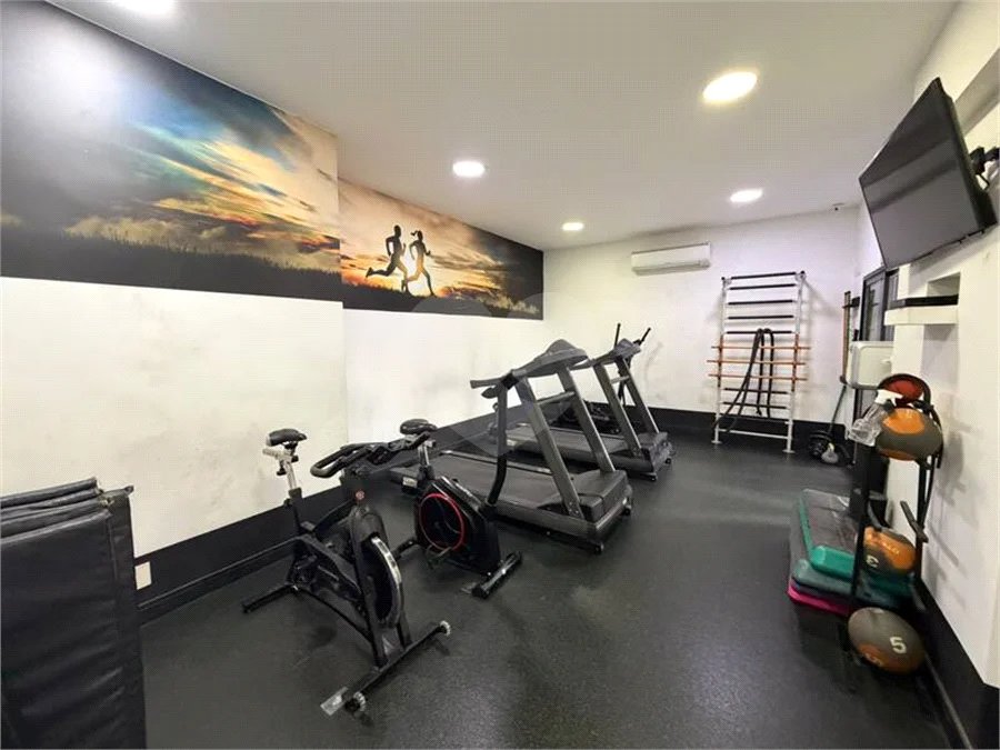 Apartamento com 1 dormitório com 1 vaga de garagem