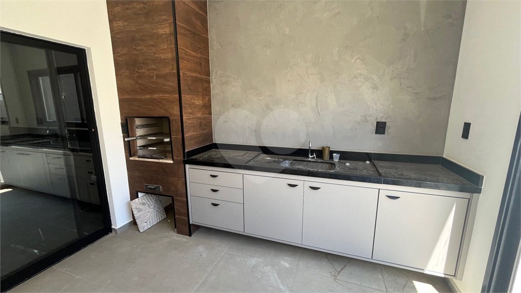 Casa Assobradada com 3 suítes na Vila Thais em Atibaia