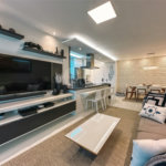 Apartamento à venda com 3 quartos, sendo 2 suítes,  em Riviera de São Lourenço, Bertioga, SP