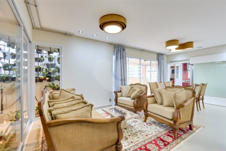 Apartamento à venda com 3 suítes em Jardim Marajoara, São Paulo, SP