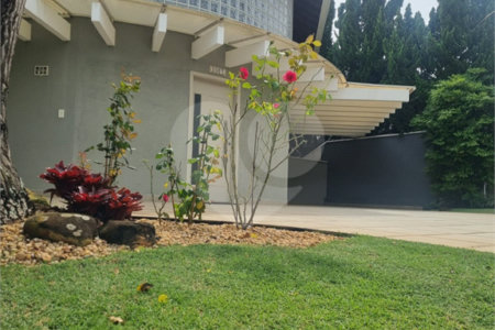 Sobrado à venda ou para alugar com 3 suítes em Villaggio Capríccio, Louveira, SP