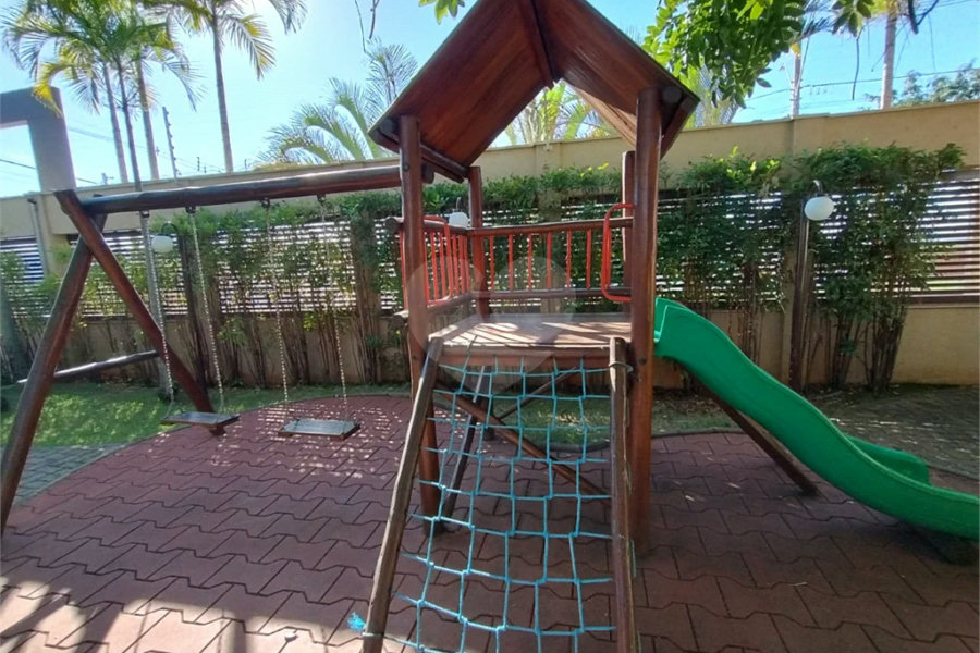 Casa em Condomínio à Venda em Piracicaba/SP.