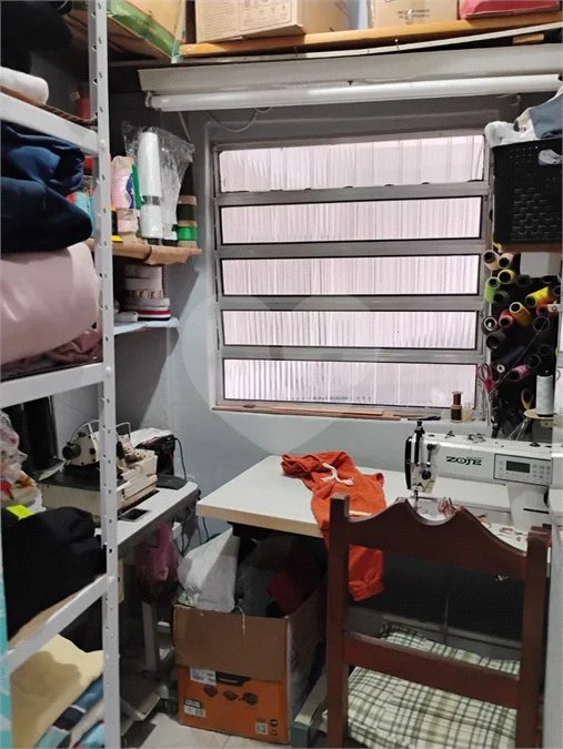 Vende-se casa na Vila Santa Catarina - Excelente oportunidade para investimento e geração de renda