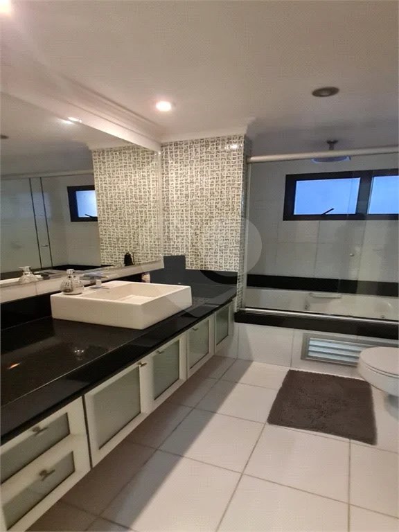 Apartamento à venda na Vila Carrão, 3 quartos (2 suítes)