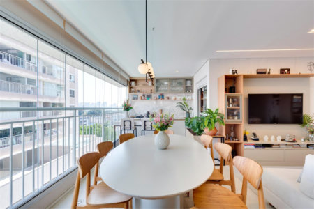 Apartamento à venda com 3 quartos, sendo 2 suítes, em Santo Amaro, São Paulo, SP