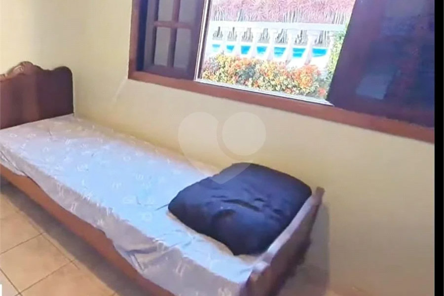 Belíssima casa com 04 dormitórios em Itanhaém