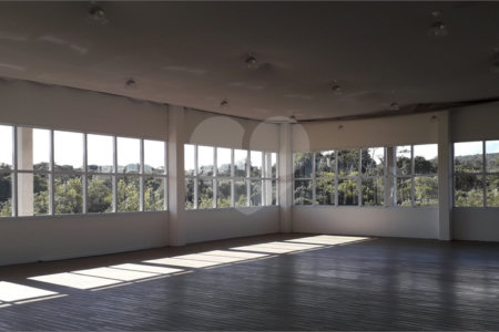 Prédio para alugar em Vila Salles, Atibaia, SP