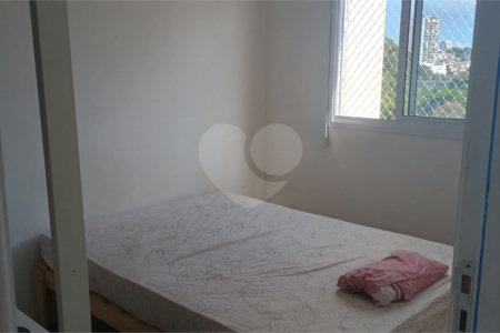 Apartamento com 34m², 2 quartos, à venda no Cambuci