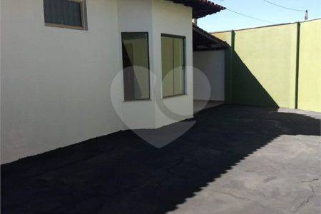 Casas térreas- Pq. Residencial Maria Stella Fagá.