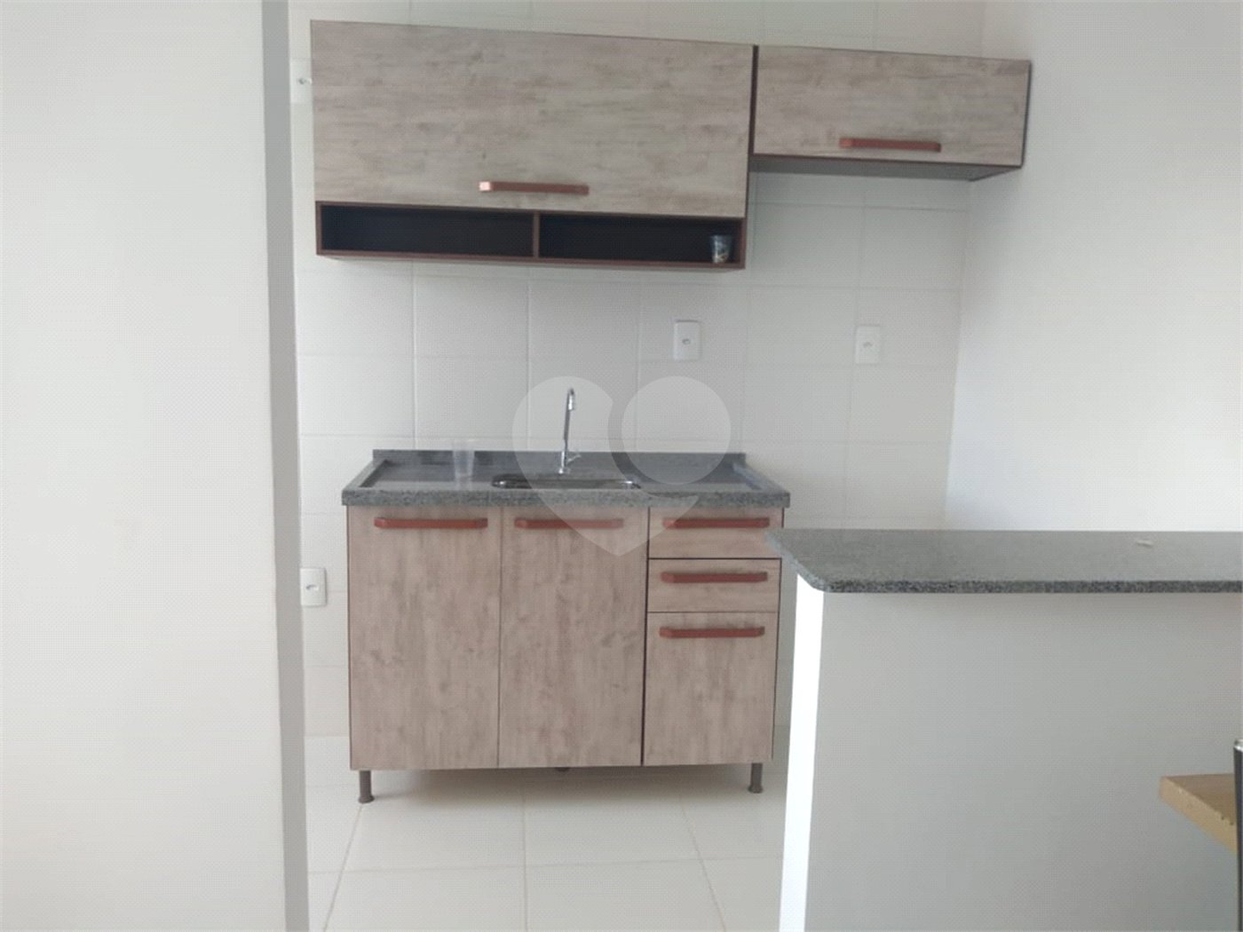 Apartamento com 2 dormitórios