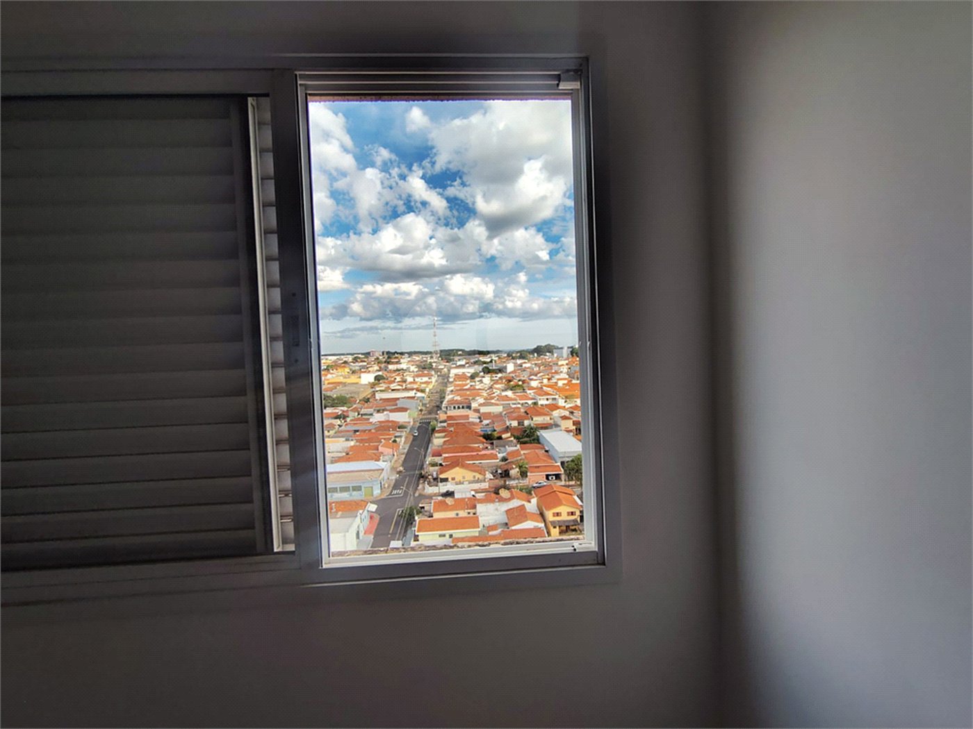 Apartamento 3 Quartos com Suíte 109m², Aurora Gardens 2 Vagas de Garagem