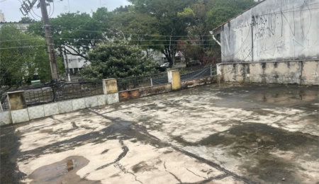 Terreno à venda com 2 quartos em Vila Gomes, São Paulo, SP