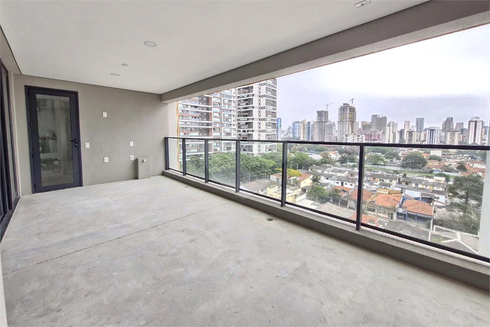Apartamento à venda com 3 suítes em Brooklin, São Paulo, SP