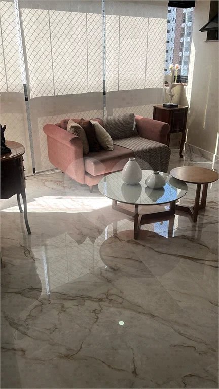 Apartamento à venda com 3 quartos, sendo 1 suíte, em Vila Regente Feijó, São Paulo, SP