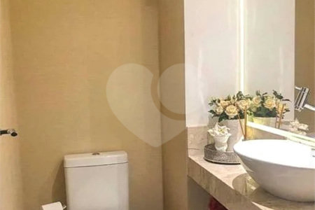 Apartamento 204 m² à Venda - Mooca, 4 suítes 4 vagas,Condominio Clube.