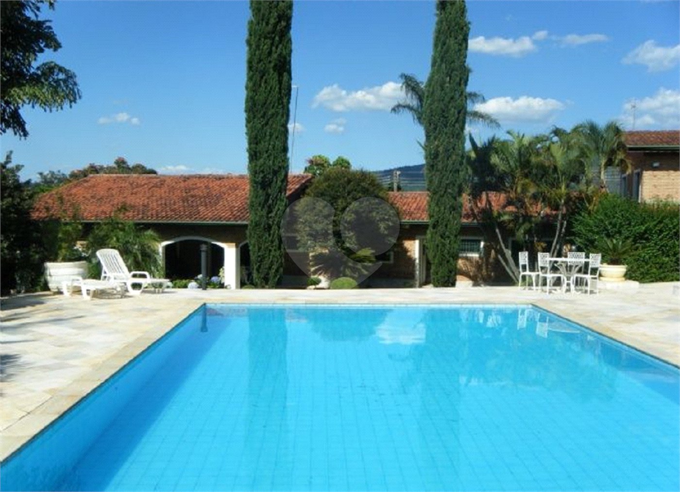 Casa Térrea com 4 quartos sendo todos suítes, VILA GIGLIO – ATIBAIA,SP
