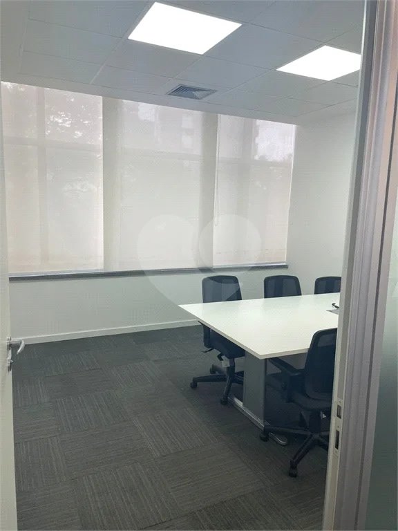 Conjunto comercial para locação no Brooklin 586 m² 10 vagas de garagem