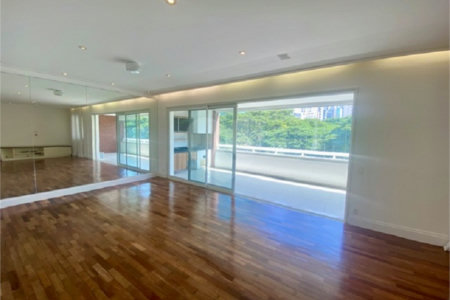 Apartamento de Alto Padrão para Venda ou Locação no Itaim Bibi - 152m², 2 Suítes, 3 Vagas