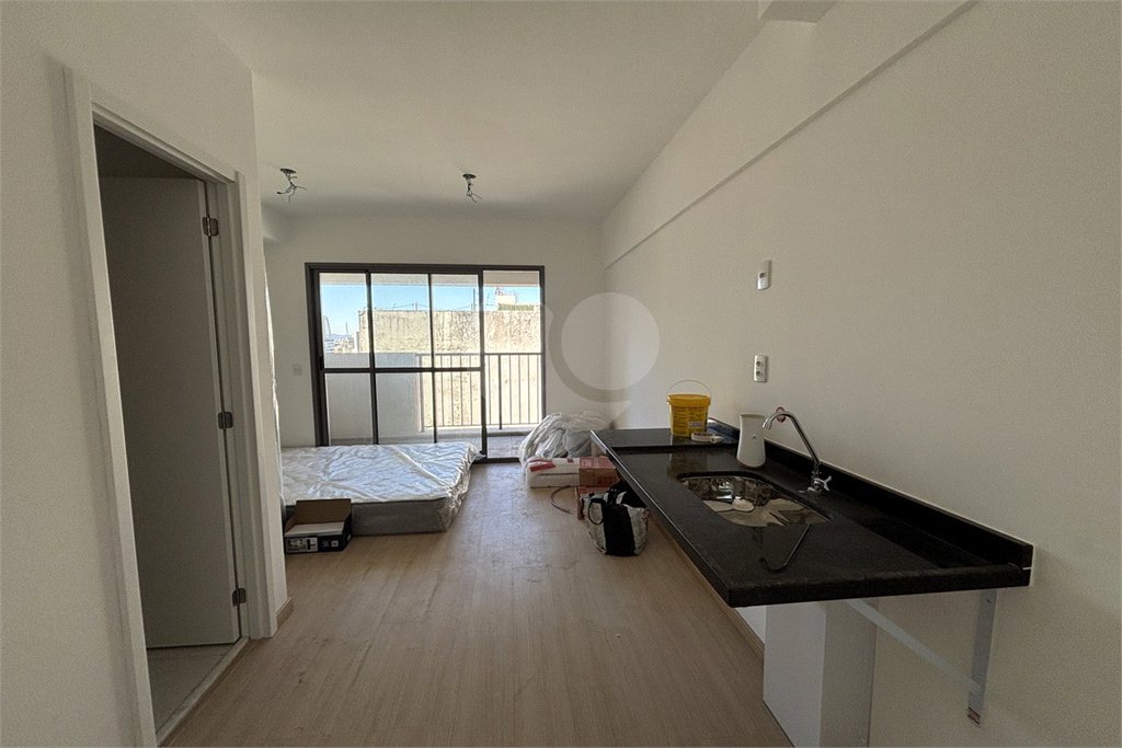 Studio na Consolação, a 250 metros do metrô Paulista - SP