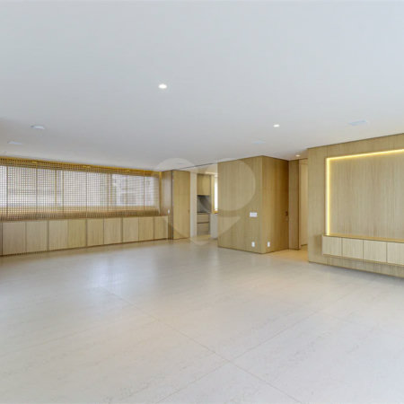 Apartamento à venda com 4 suítes em Moema, São Paulo, SP