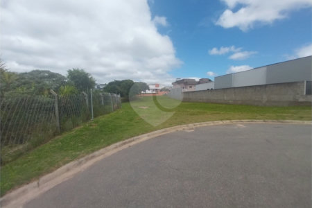 Terreno a venda no condominio Santa Isabel