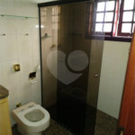 SOBRADO DE 426,0 M² COM 04 SUITES, SALÃO DE FESTAS, 06 VAGAS,06 BANHEIROS E PISCINA PARA LOCAÇÃO OU VENDA NO BARRO BRANCO