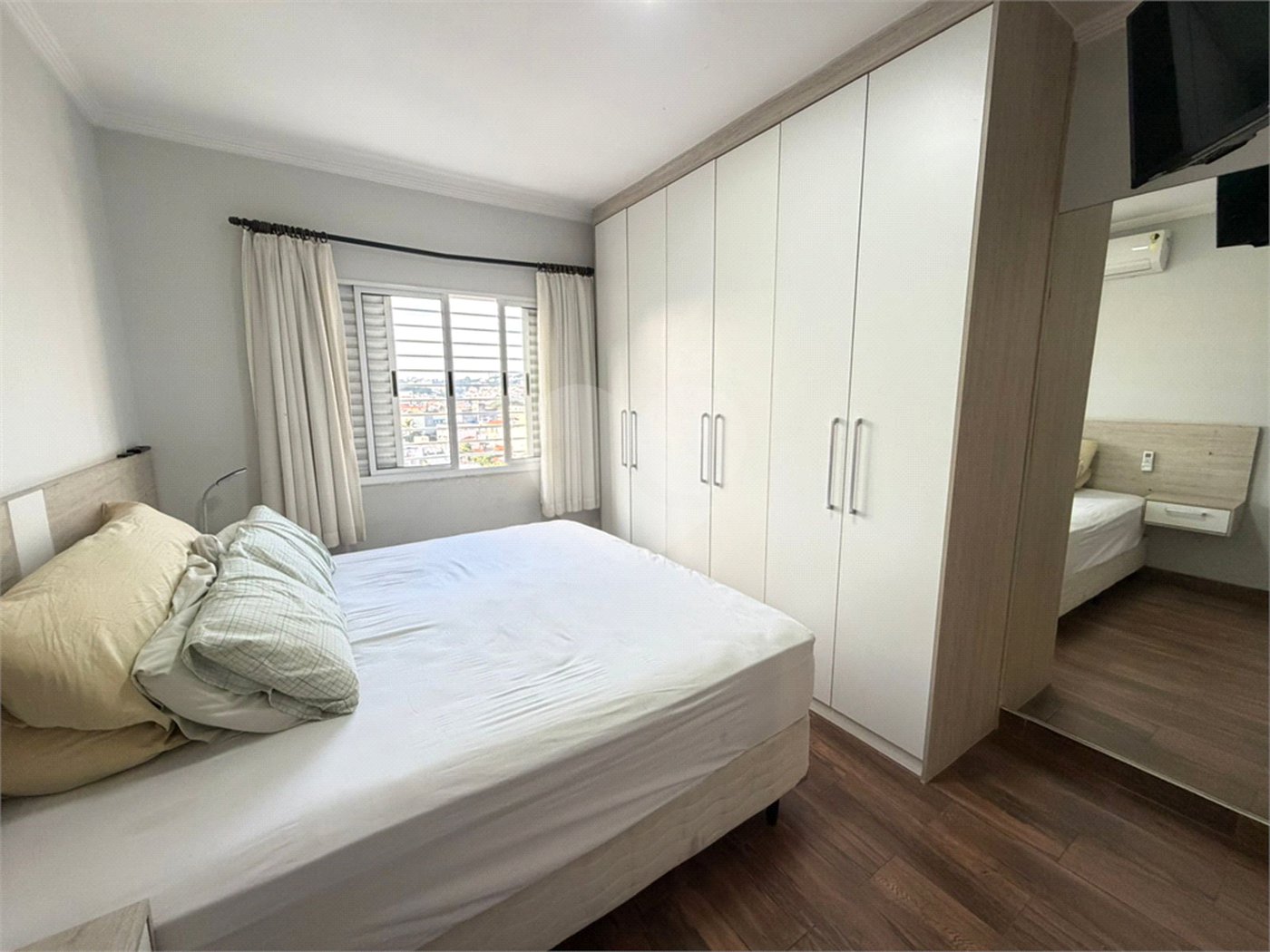Sobrado à venda com 3 quartos, sendo 2 suítes, em Santana, São Paulo, SP