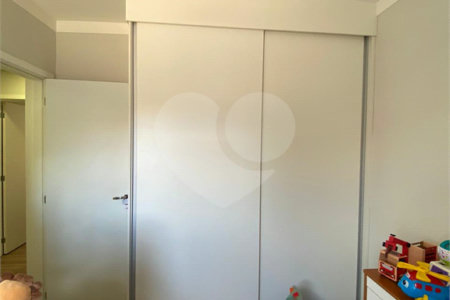 Apartamento à Venda no Edifício Victoria Park
