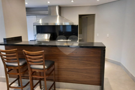 Apartamento de 257m² a venda em Moema, reformado, 4 dorms, 3 suítes, fora de rota,, 4 vagas