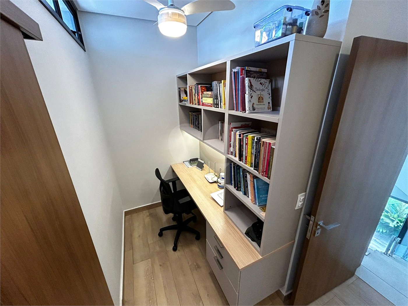 Casa de alto padrão para venda no condomínio Damha III.