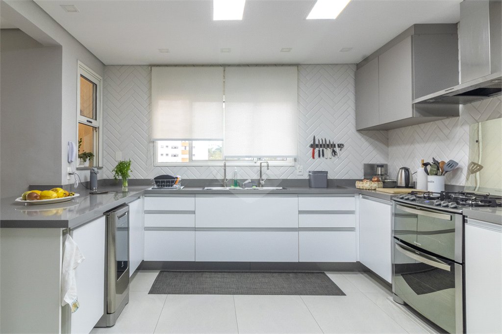 Apartamneto de alto padrão de 278m²,com asinatura Lindenberg no Paraiso, próximo ao Parque Ibirapuera