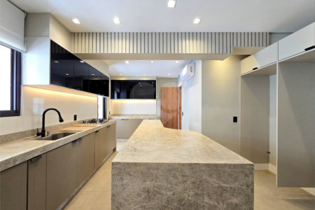 Apartamento 312 m² 4 Suítes 4 vagas 1 Por Andar em Higienópolis