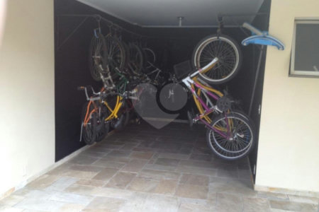 Apartamento à venda com 2 quartos, sendo 1 suíte,  em Jardim Aeroporto, São Paulo, SP