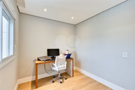 Apartamento à venda com 2 suítes em Santo Amaro, São Paulo, SP