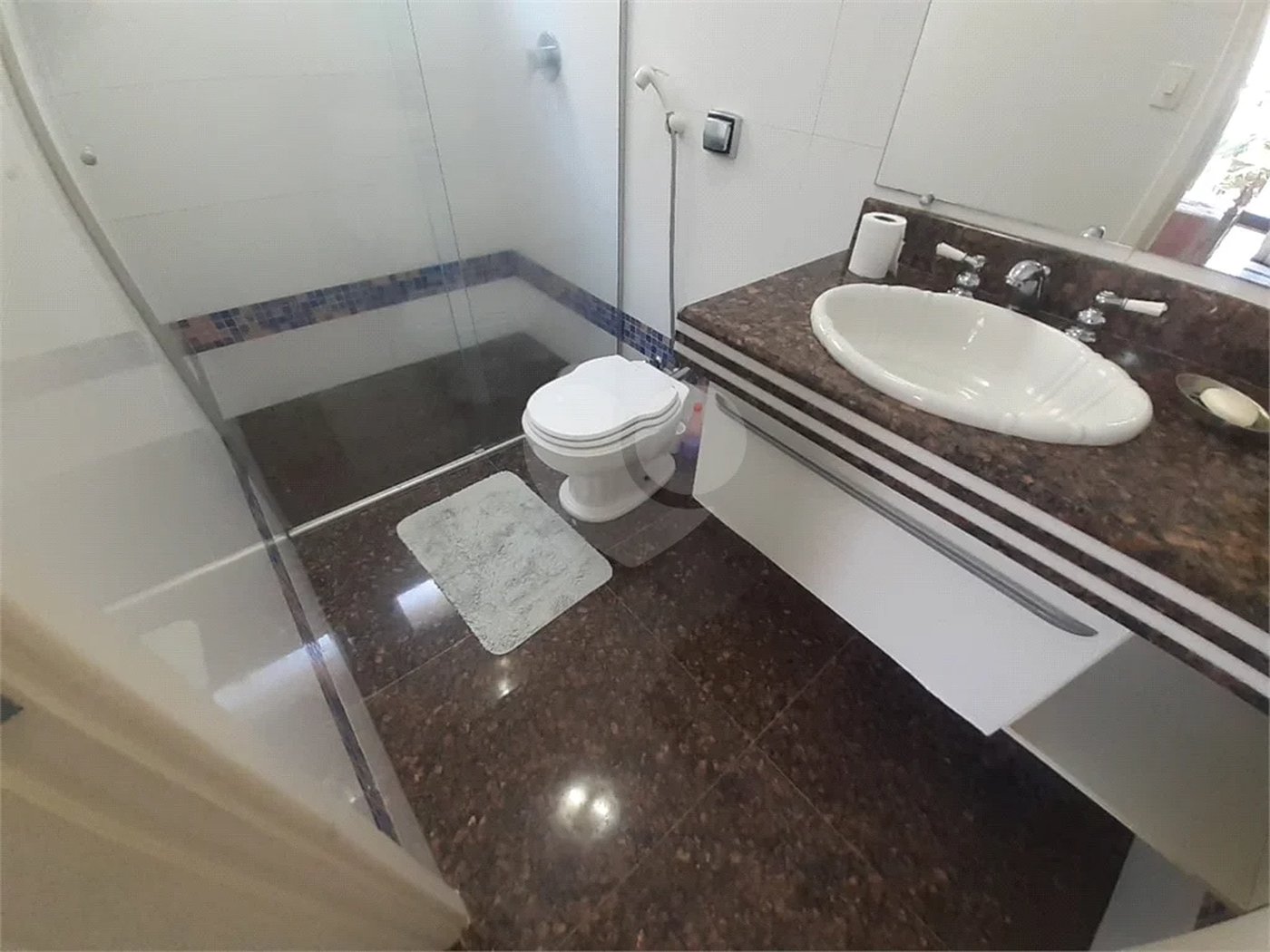 Ótima casa disponível para venda em Piracicaba, no Condomínio Residencial Village Des Lions no bairro Pompéia