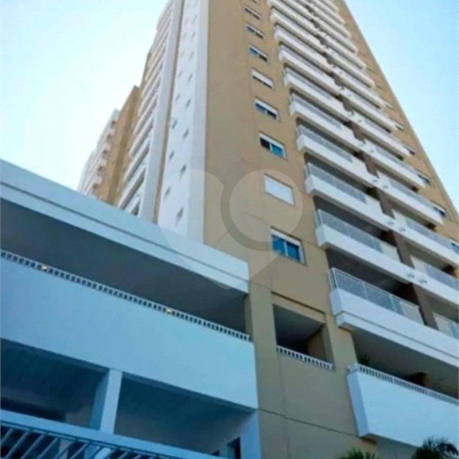 Condomínio com lazer completo e novo na Av. Vila Ema!