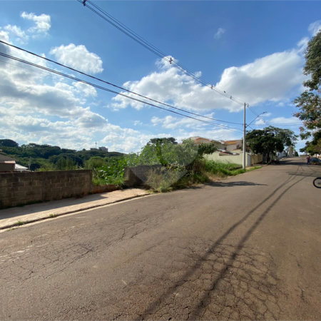 Terreno com 570,00 m² no Santa Mônica